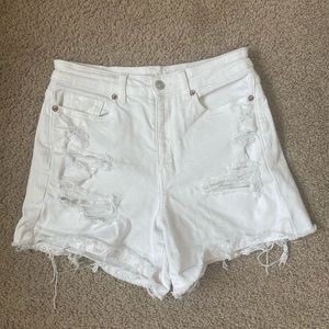 American Eagle AE White Denim Distressed Mom Shorts  Stretch Size 4